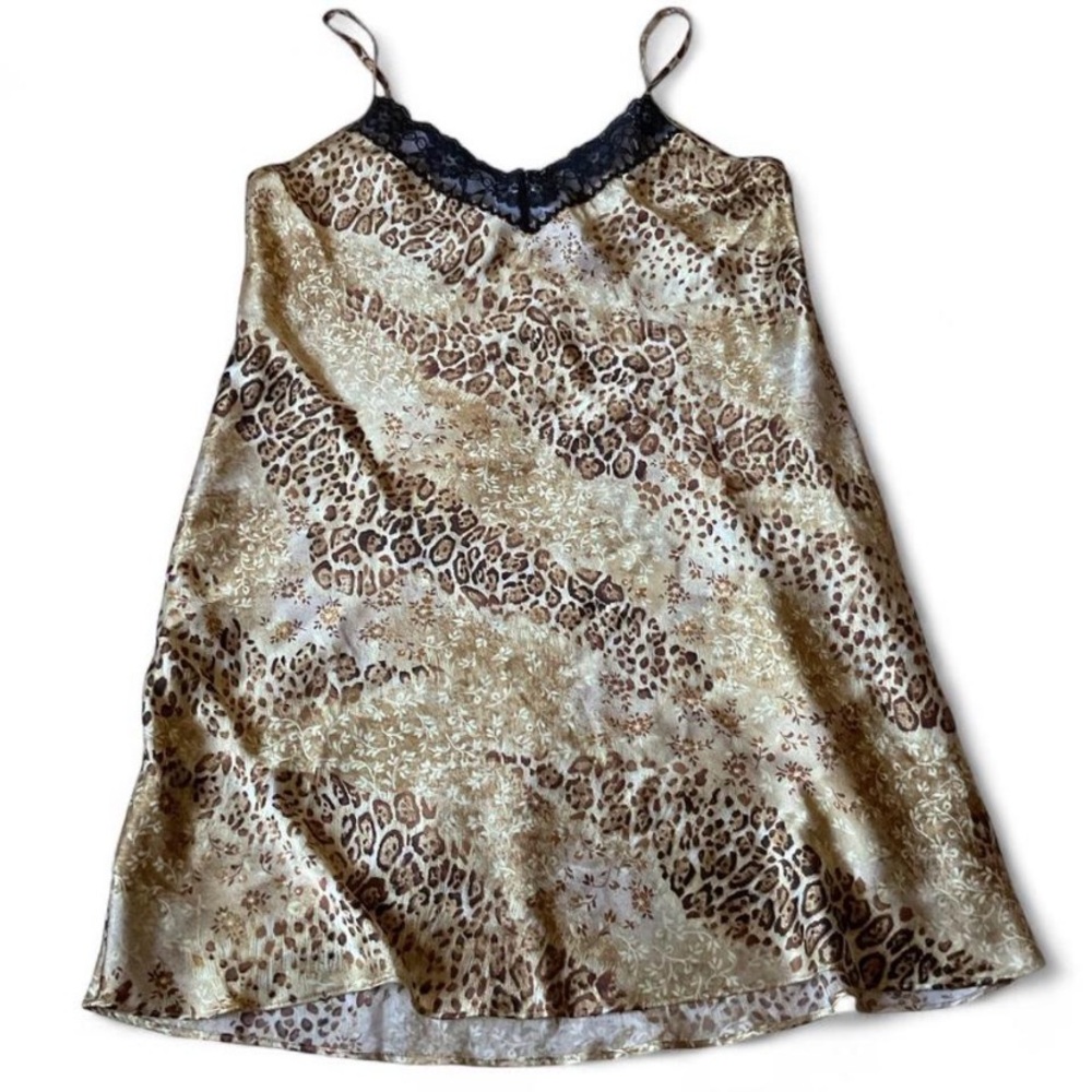 Cheetah print slip